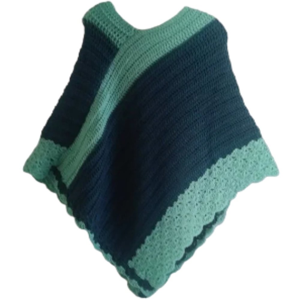 Handmade crochet poncho, Color dark green  and green water.